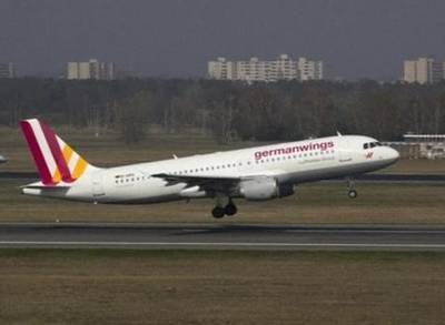 Germanwings plane crashes in France, up to 150 feared dead - One.